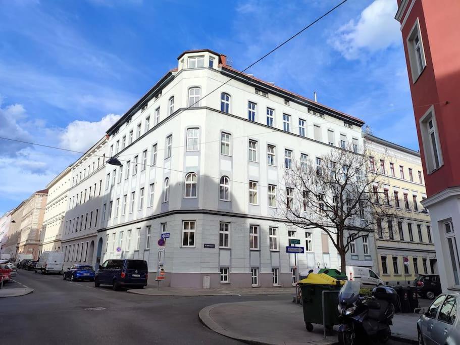 Apartment In Wien-hernals, Lacknergasse Wien